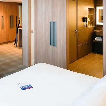 Novotel Saclay Exterior foto