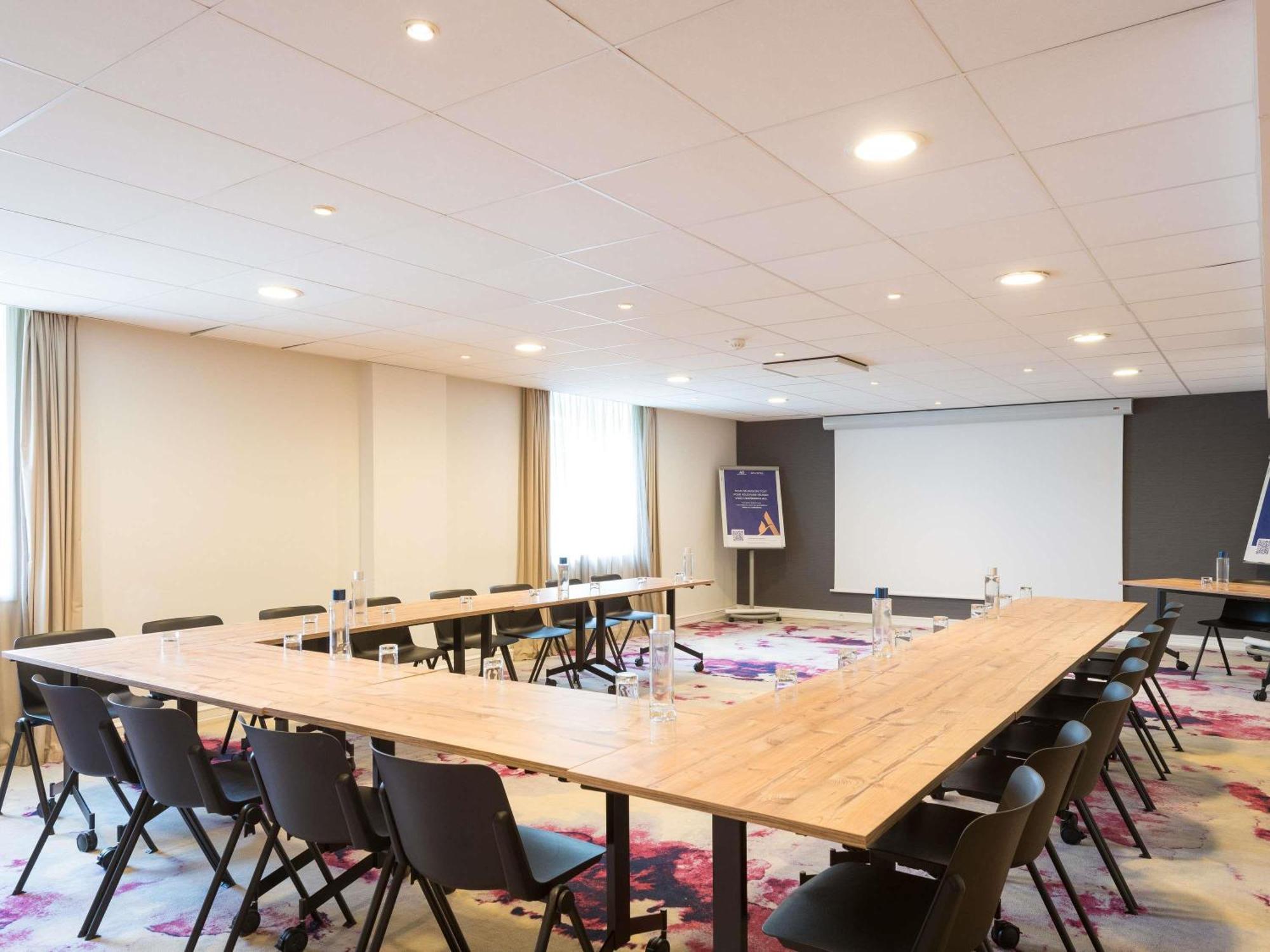 Novotel Saclay Exterior foto